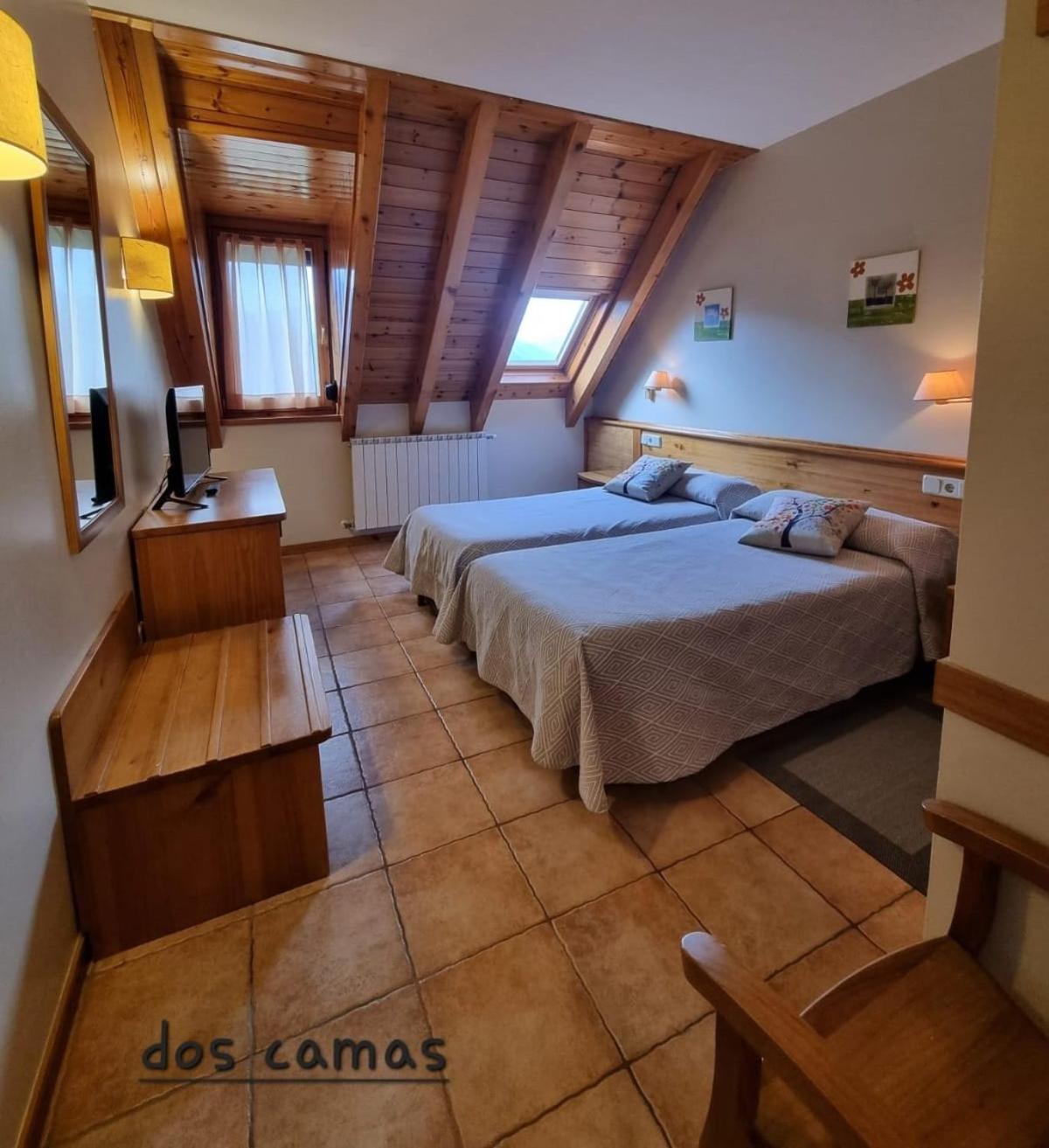Seixes Y Guest house 2*